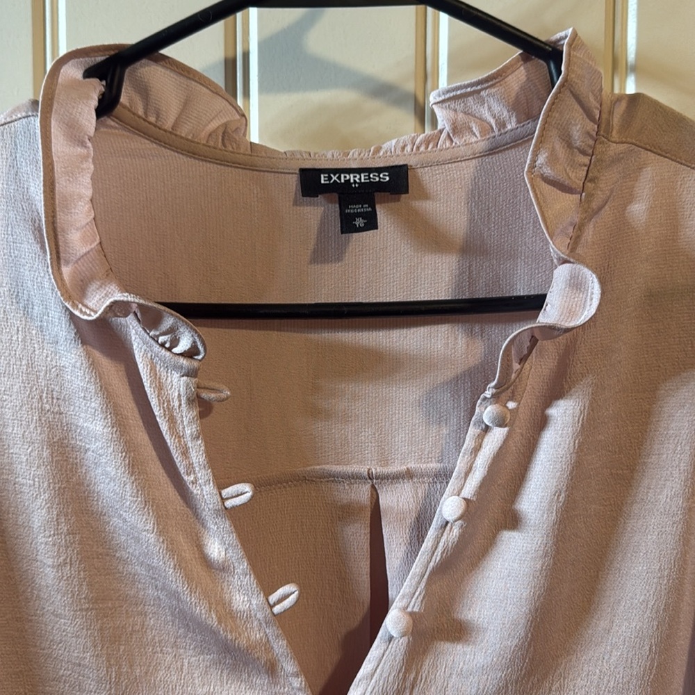 Express Blouse - Picture 2 of 3